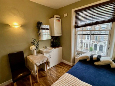Holland Rd, Kensington, London W14 8HL, UK