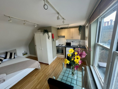 Castletown Rd, Hammersmith, London W14 9HG, UK