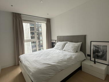 Hammersmith and Fulham, W12 7HZ, UK