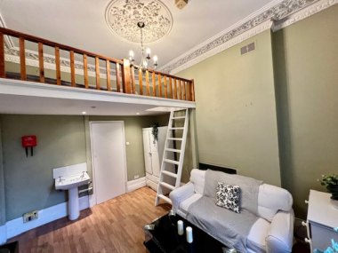 Colville Terrace, London W11 2BE, UK