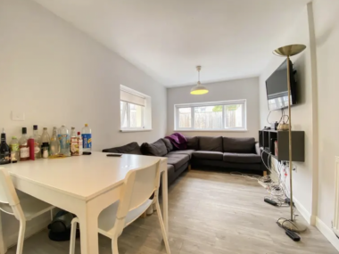Cranbrook St, Cardiff CF24 4AL, UK