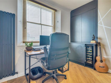 Plymouth, PL1 3BR, UK