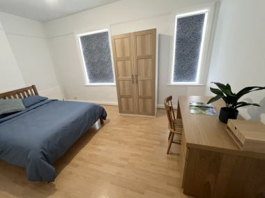 Moston, M40 3TA