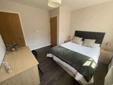 Sheffield, S1 2FL, UK