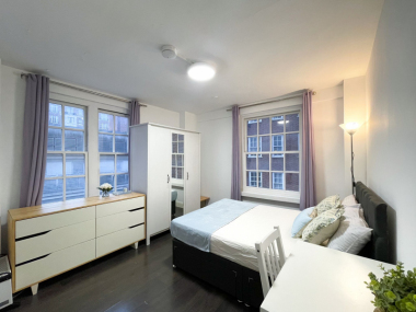 London W2 2RB, UK