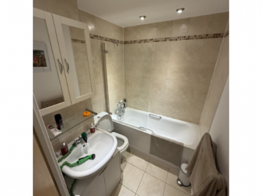 Wandsworth, SW18 1EN, UK
