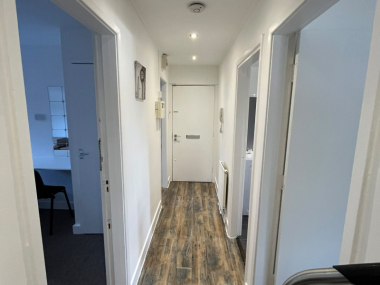 Kelso Heights, Belle Vue Rd, Leeds LS3 1HN, UK