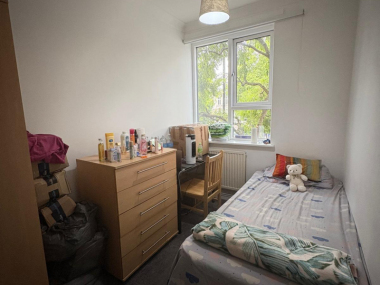 Mile End Rd, London E1 4PE, UK