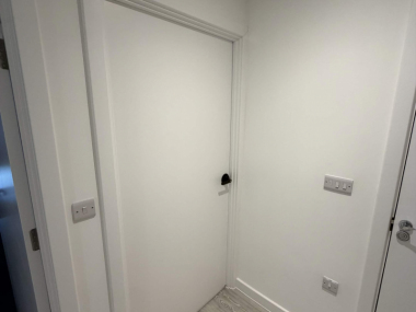 Hounslow, TW8 8JX, UK
