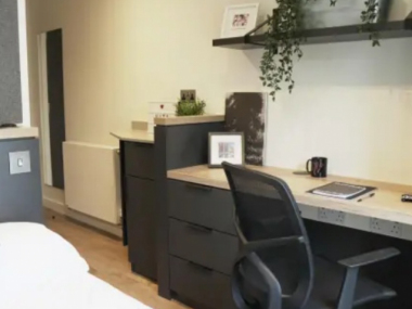 Loampit Vale, London, SE13 7NX, UK