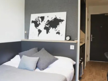 Loampit Vale, London, SE13 7NX, UK
