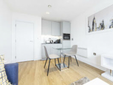 Congreve Way, Stratford-upon-Avon CV37 7JX, UK
