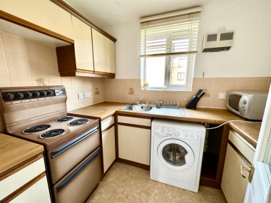 Western Row, Worthing BN11 3LS, UK