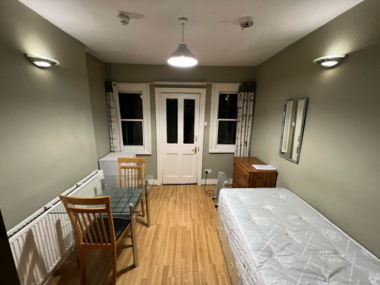Kensington and Chelsea, W14 8BB, UK