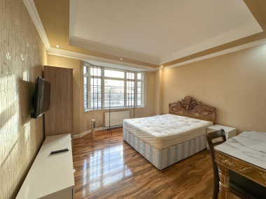 Stourcliffe Street, London, W1H 5AR, UK