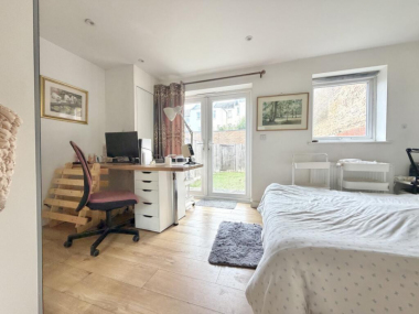 Coombe Rd, Brighton and Hove, Brighton BN2 4EE, UK