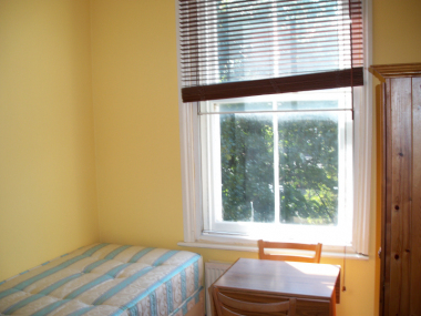 136 Holland Road, London, W14 8BE, UK