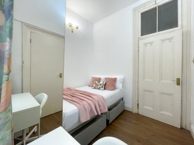 Westminster, NW1 5EN, UK