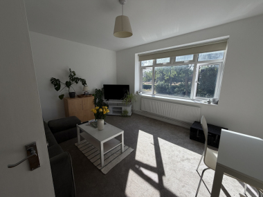 Richmond upon Thames, TW2 5QJ, UK
