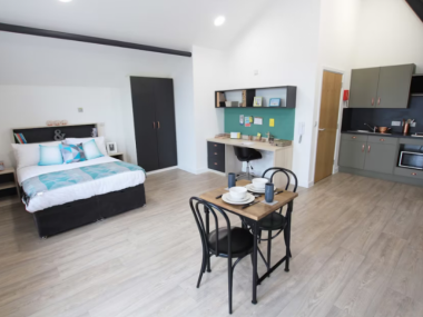 Blackhorse Ln, London E17 6DS, UK