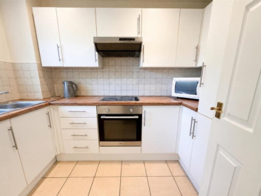 Blackburn with Darwen, BB3 1HG, UK