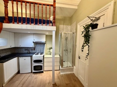 Clanricarde Gardens, London W2 4JW, UK
