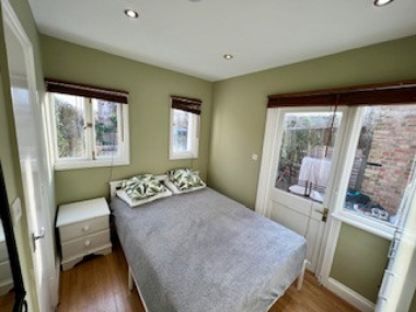 Hounslow, W4 3BU, UK