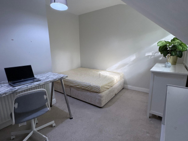 Leeds, LS8 2NN, UK