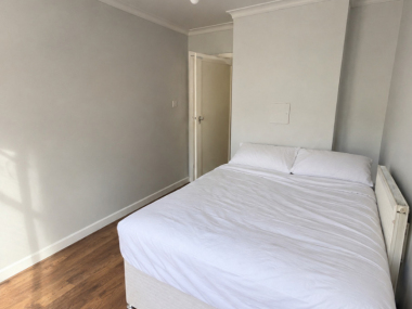 Ealing, UB5 4HZ, UK