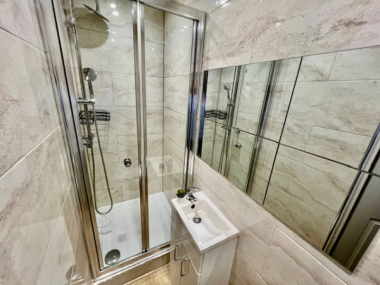 Clanricarde Gardens, London W2 4JW, UK