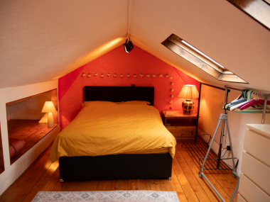 Clapham, SW4 7QJ