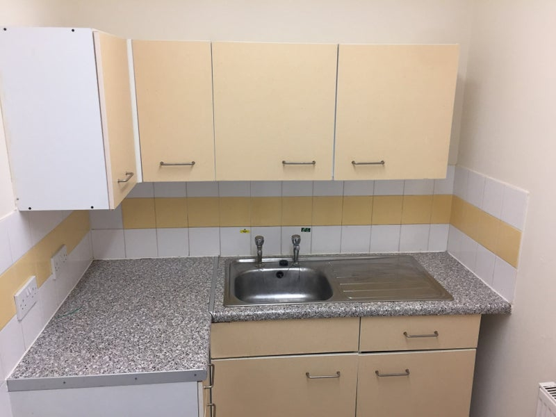 Available Room For Rent In High Street Maidstone Ideal Flatmate