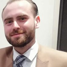 Male Freelancer/self employed, Matthieu, seeking flatmate in East London 
