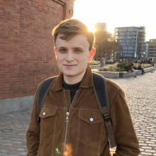 Male Professional, Mark, seeking flatmate in Greenwich 
