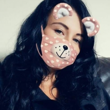 Female Professional, Ellie, seeking flatmate 