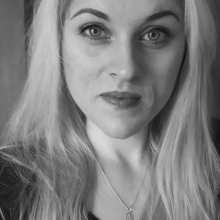 Female Professional, Fran, seeking flatmate in Clapham 