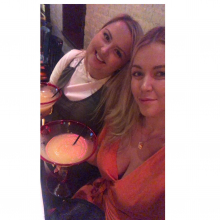 Female Student, Kerry, seeking flatmate in London 