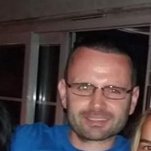 Male Professional, Philip, seeking flatmate 