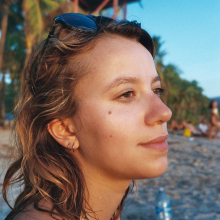  Student, Caroline Arce Ross, seeking flatmate in New Cross 