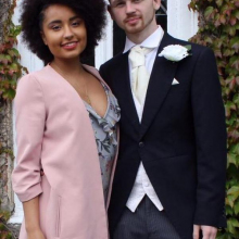  Professional, Tia, seeking flatmate in London 