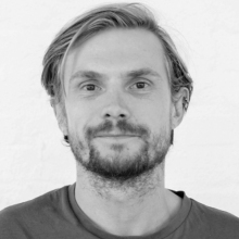 Male Professional, Jonathan Beeby, seeking flatmate 