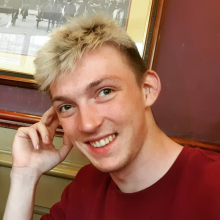  Professional, Joe, seeking flatmate 