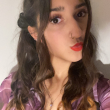 Female Student, Zahra, seeking flatmate in Manchester 