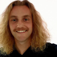  Student, Maxwell, seeking flatmate in London 