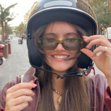  Professional, Ellie, seeking flatmate in South London 