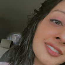  Student, Rashmi, seeking flatmate in Canary Wharf 