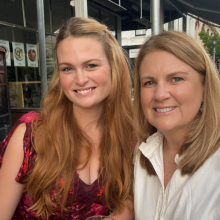  Professional, Tess, seeking flatmate in Hammersmith 