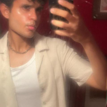  Professional, Akshat, seeking flatmate in Brighton 