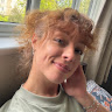 Female Professional, Katie, seeking flatmate in London 