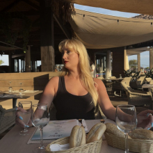  Professional, Alicia, seeking flatmate in Liverpool 